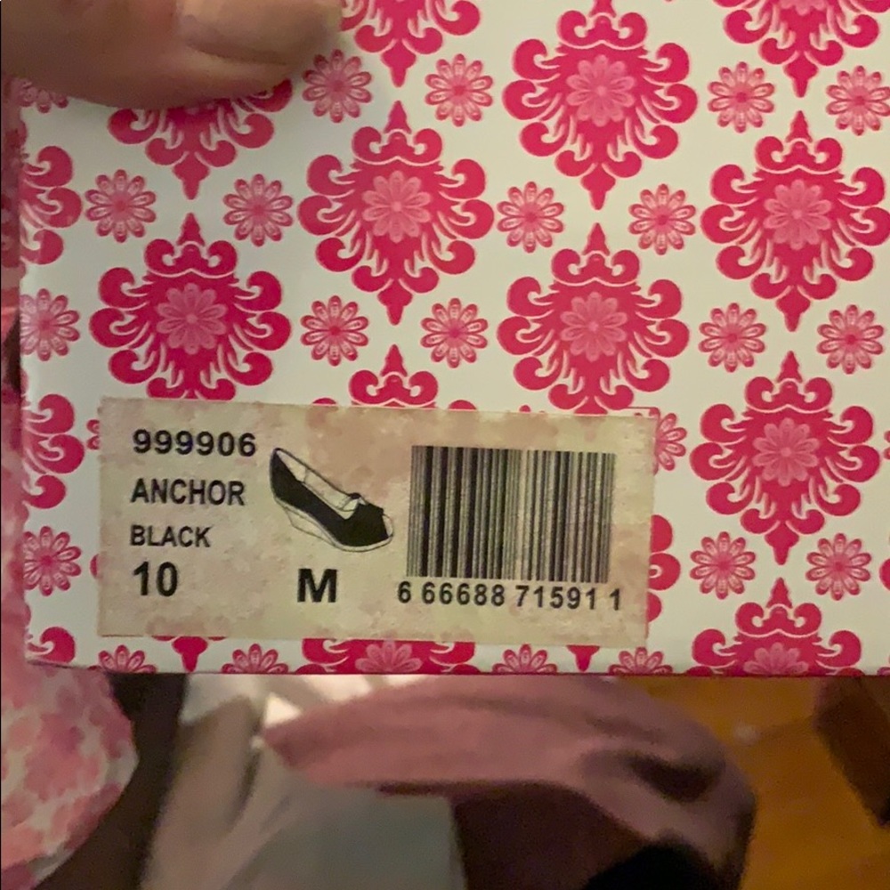 Wedges - Picture 3 of 3